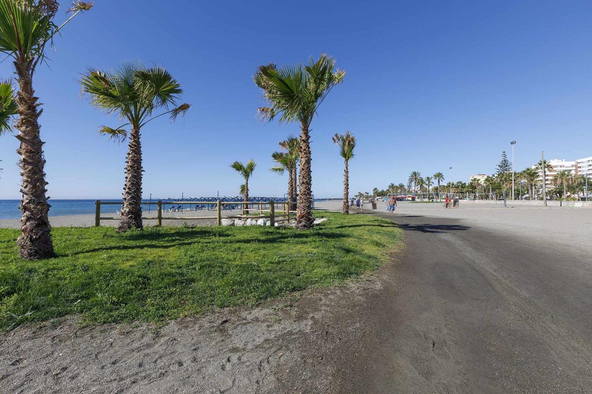 Apartamento Azucarera Beach Torre Del Mar Extérieur photo